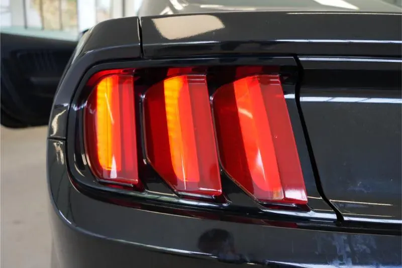Feux arriere Ford Mustang